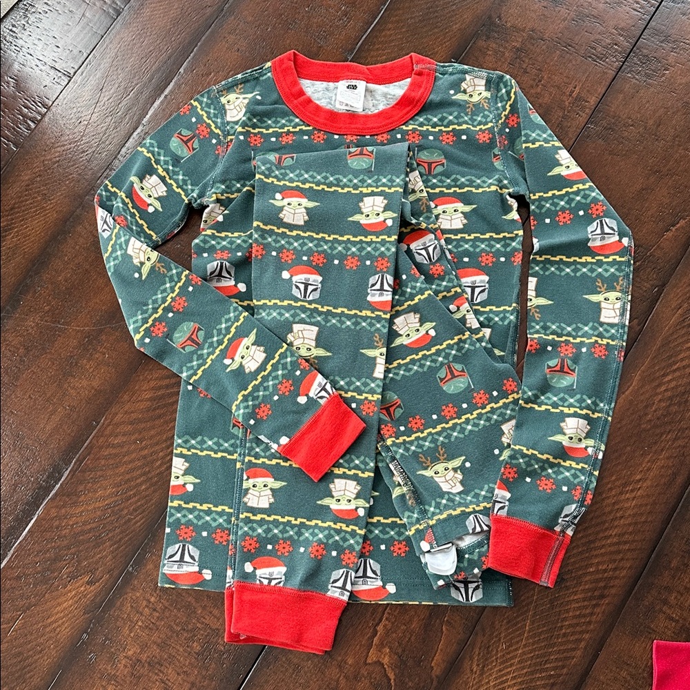 Hanna Andersson Size 150 (12) Star Wars Mandalorian Long John Pajama Set